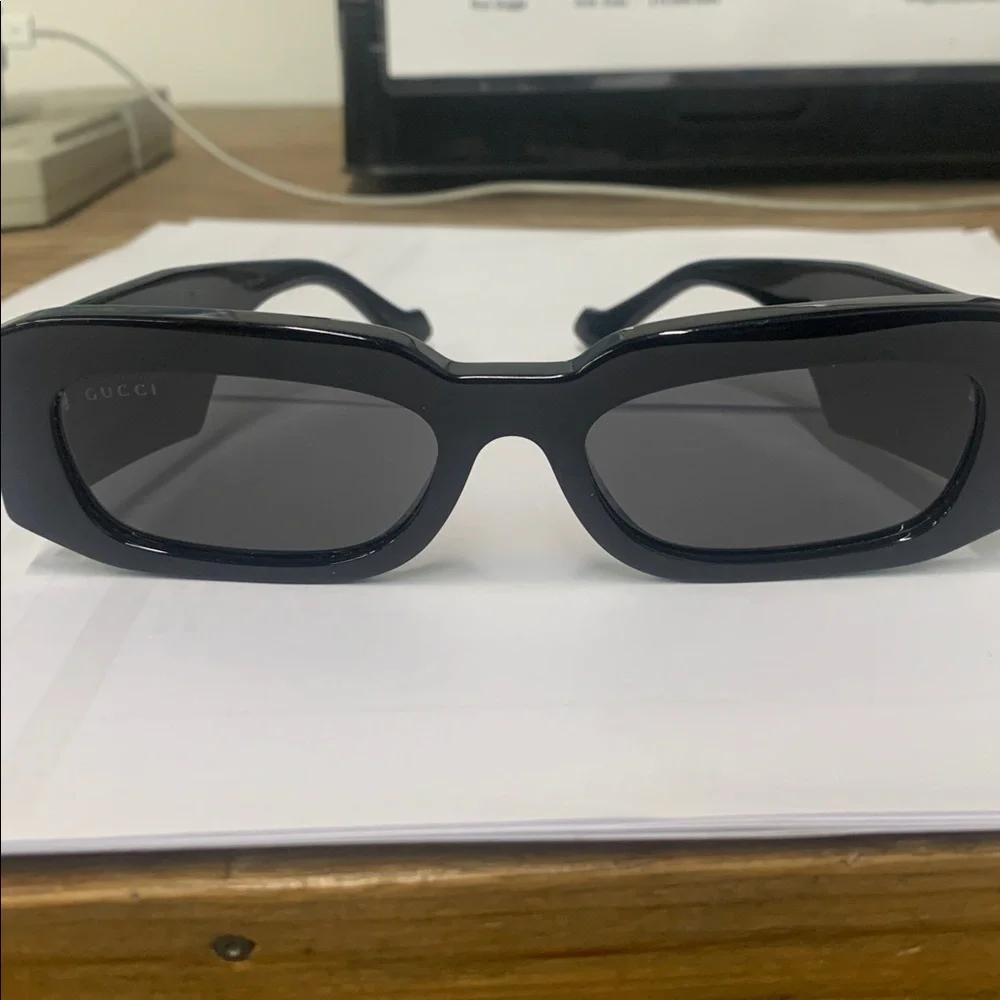 Gucci Black Smart Glasses